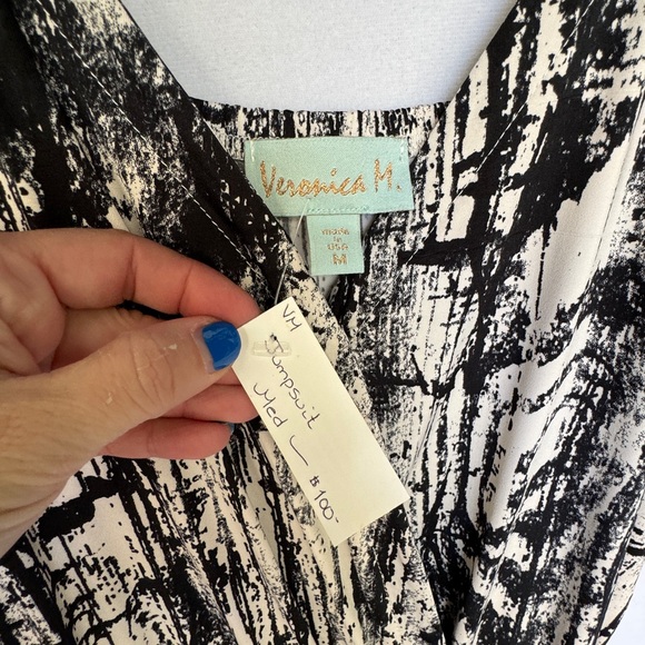 NWT Veronica M Black and White Jumpsuit Romper One Piece Size Small - Picture 2 of 6